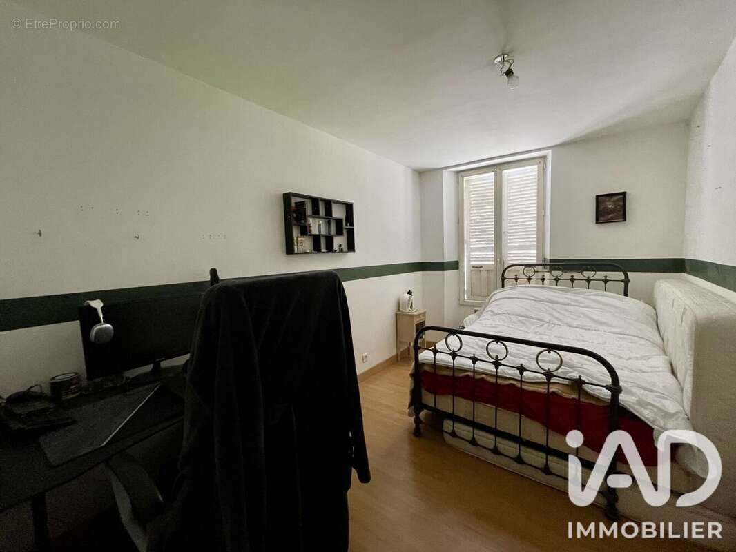 Maison 82 m² à Anglure  - photo 7