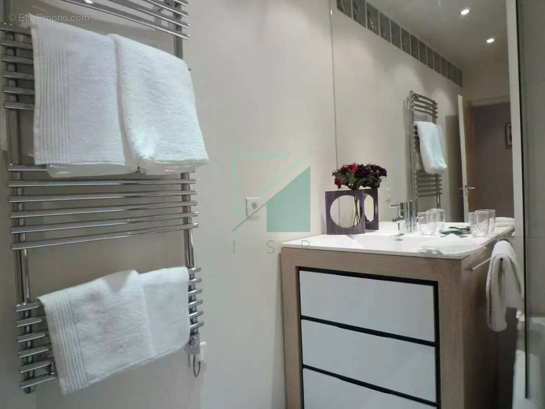 Appartement à PARIS-6E