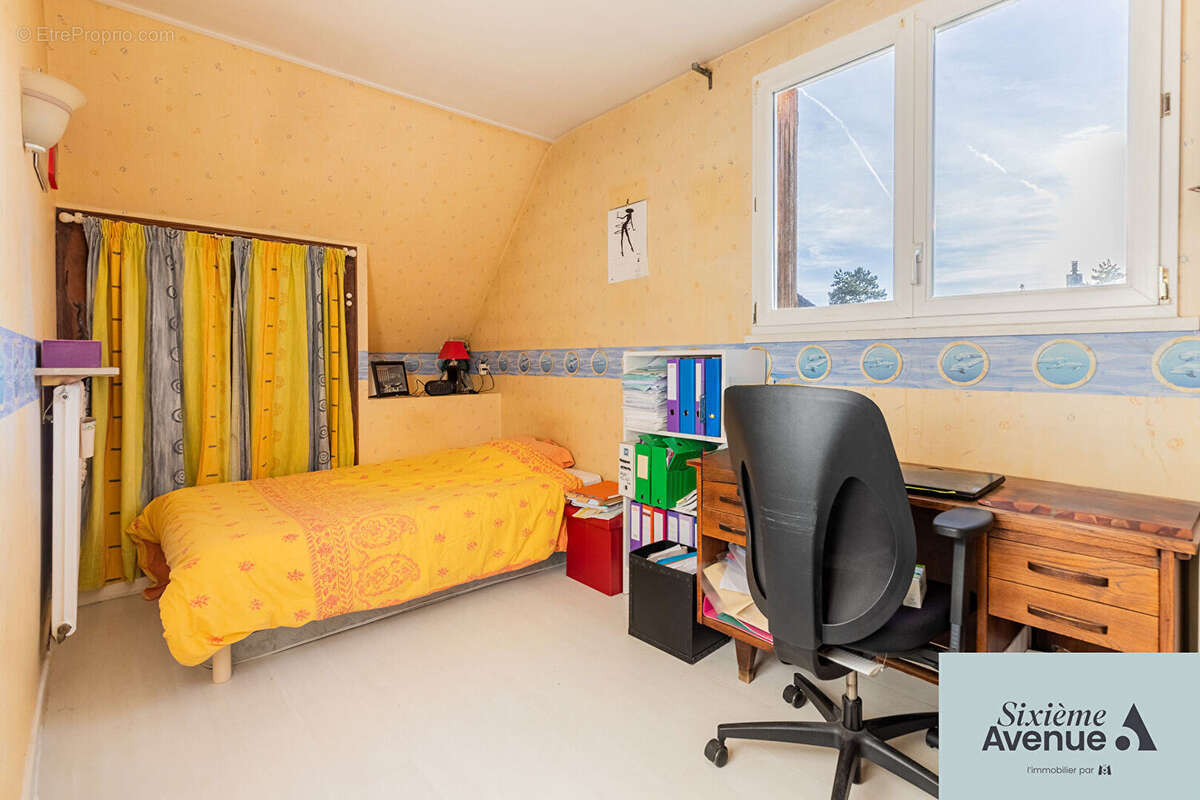 Maison à CHILLY-MAZARIN