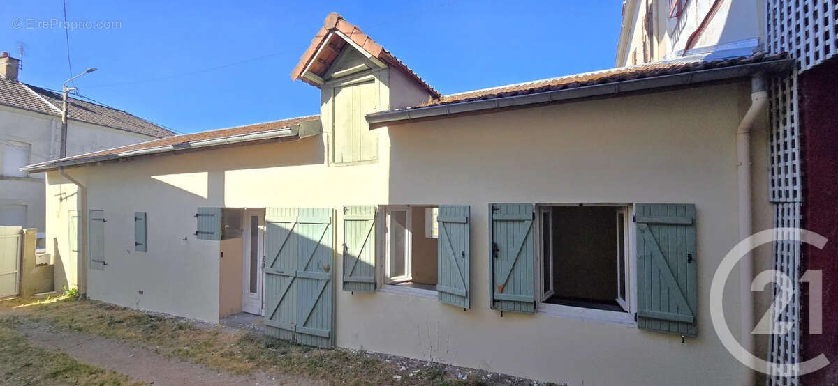 Maison à LE CREUSOT