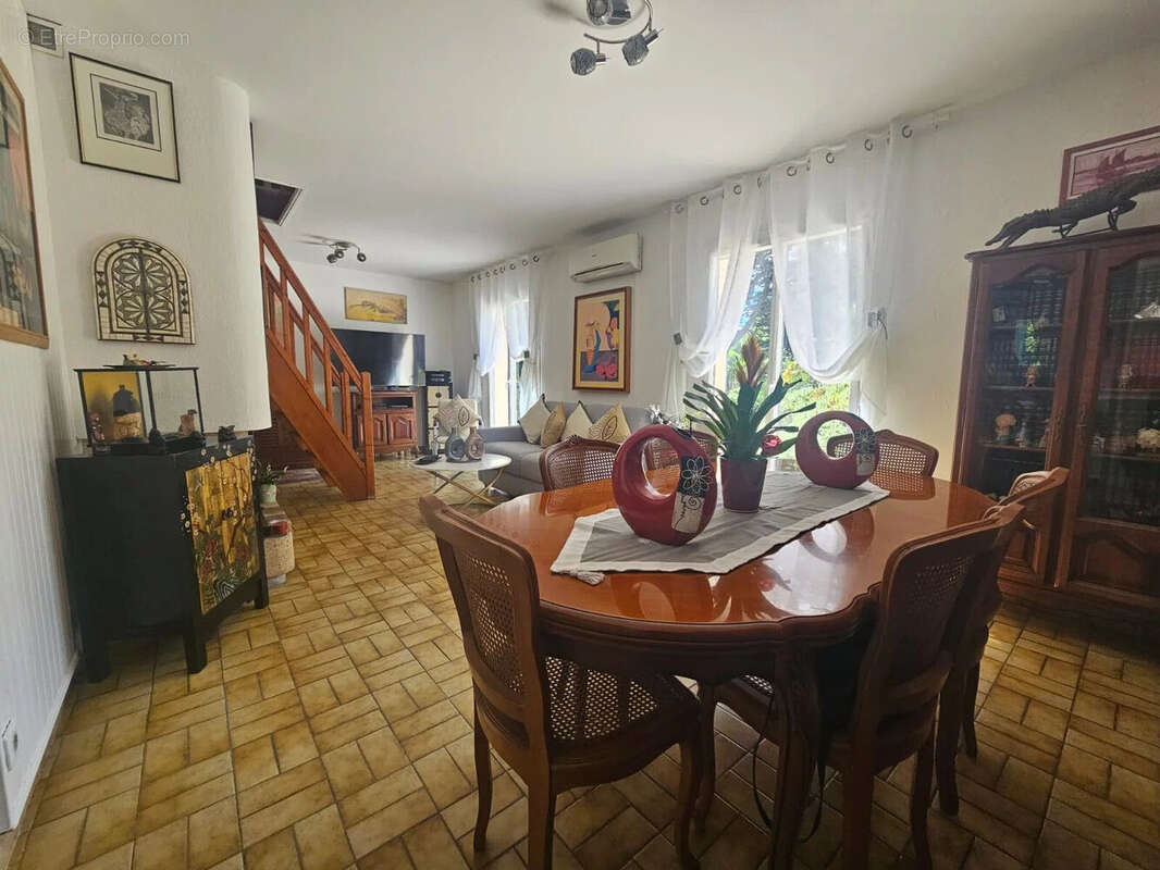 Maison 149 m² à Courtenay  - photo 6