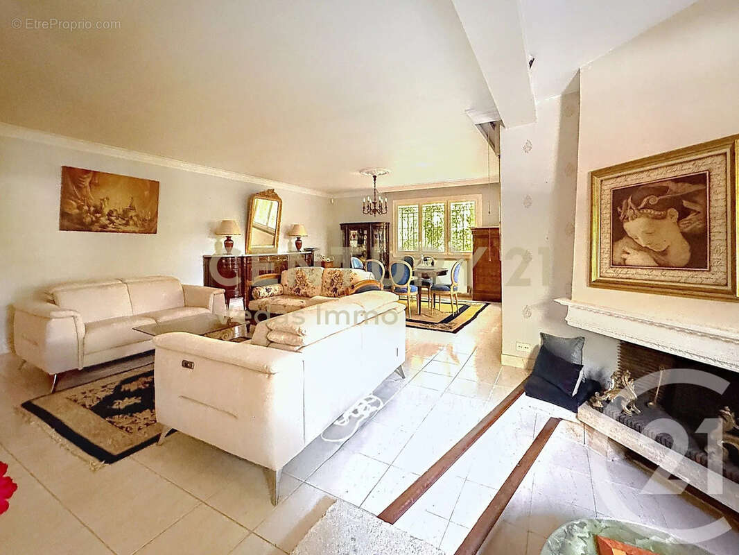 Maison 188 m² à Saint-Jean-De-Vedas  - photo 5