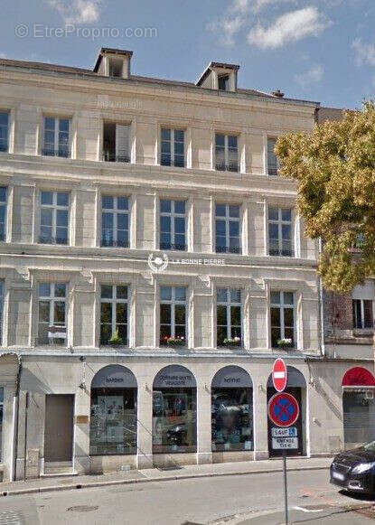 Commerce à SAINT-QUENTIN