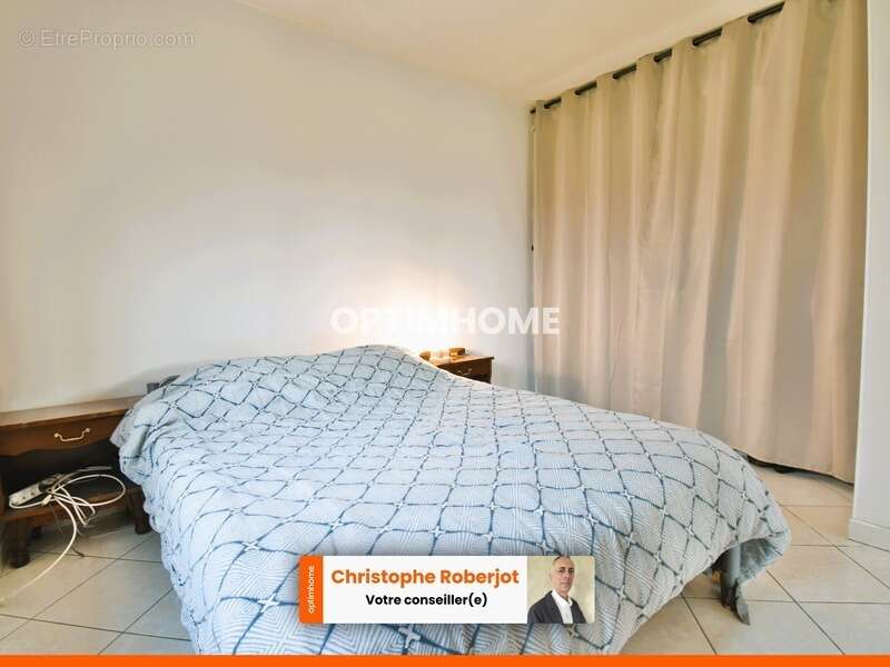 Maison à OUROUX-SUR-SAONE