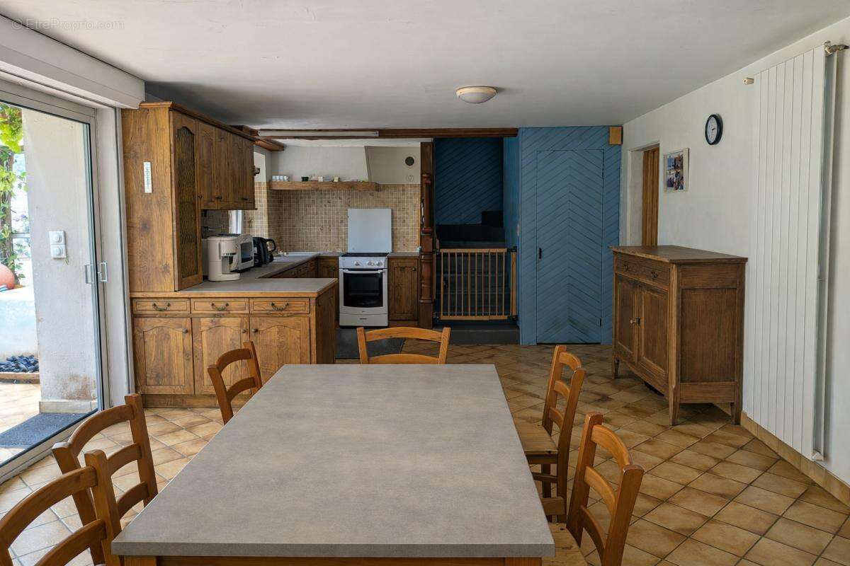 maison 7 pièces 168 M2 - photo 5
