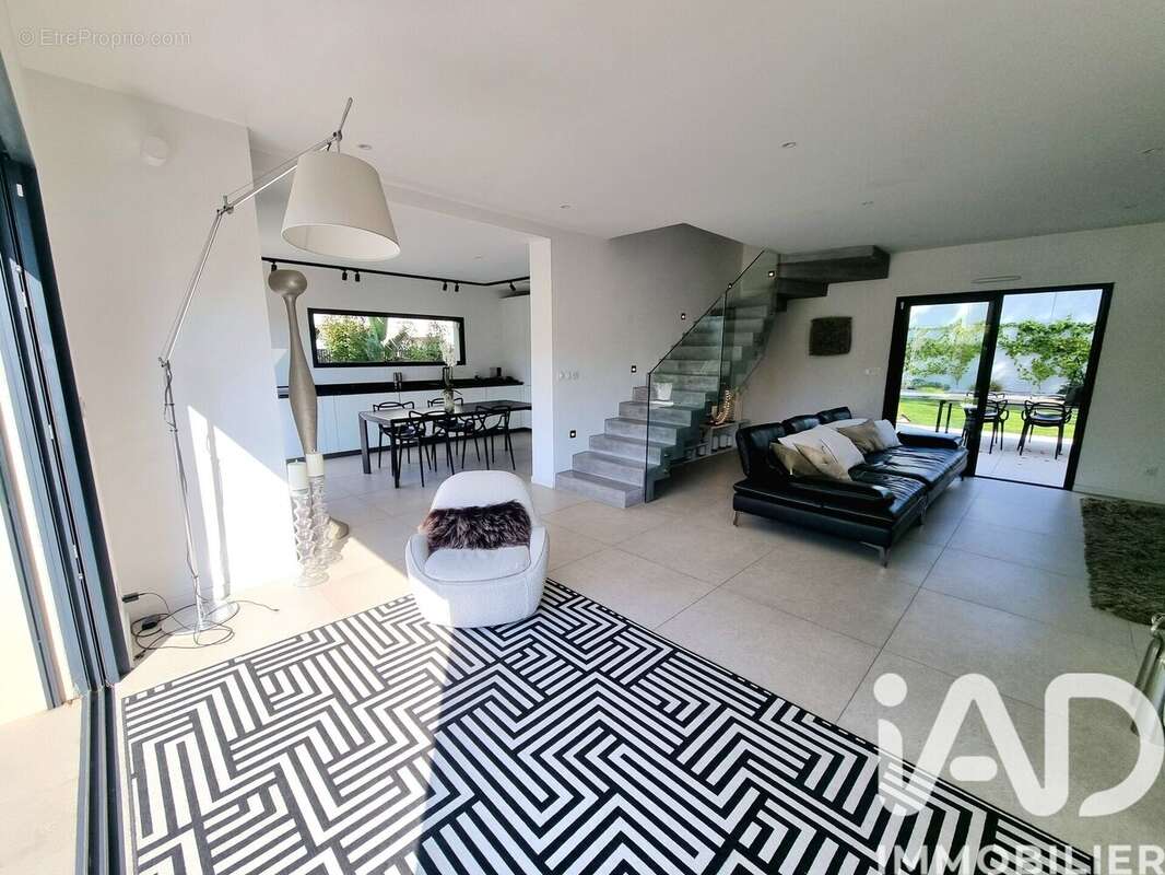 Photo 4 - Maison à MARSEILLE-9E