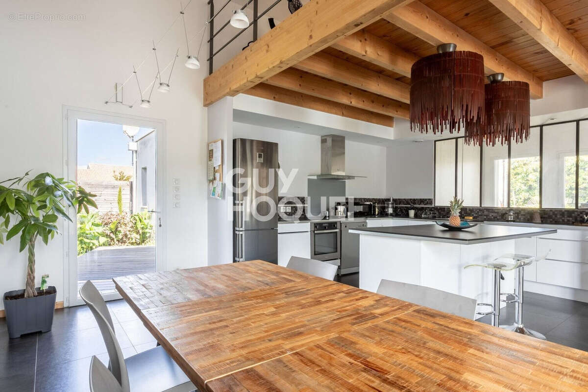 Maison à PARENTIS-EN-BORN