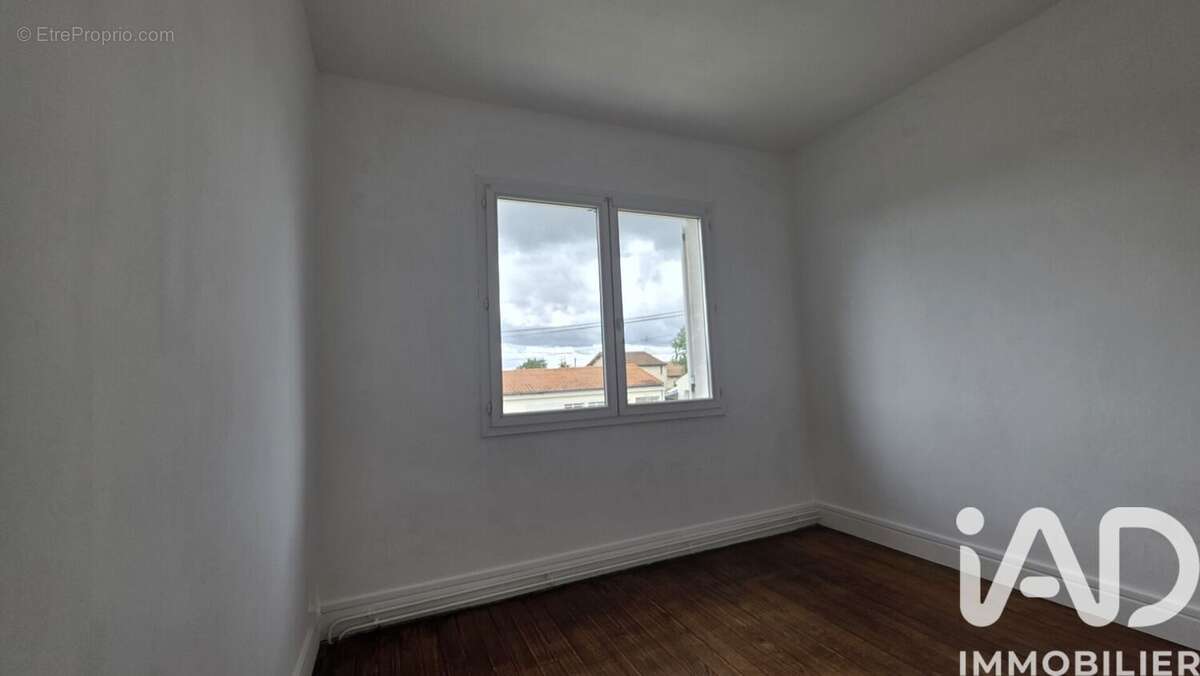 Photo 8 - Maison à MONTENDRE