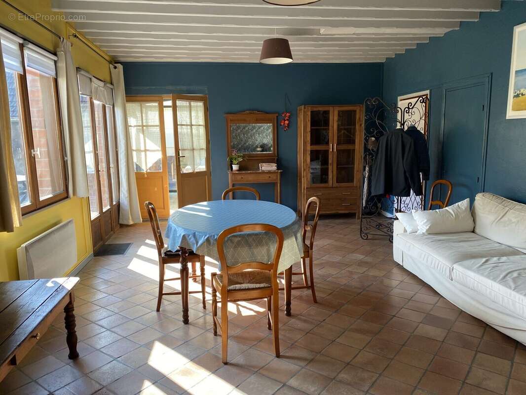 Maison à VENDEVILLE