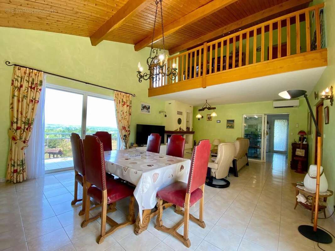 Superbe maison au coeur de Castillonnès - photo 5