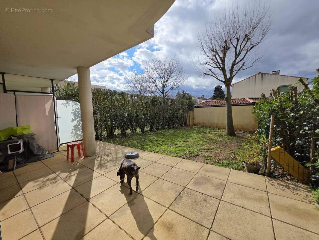 Maison à MONTELIMAR