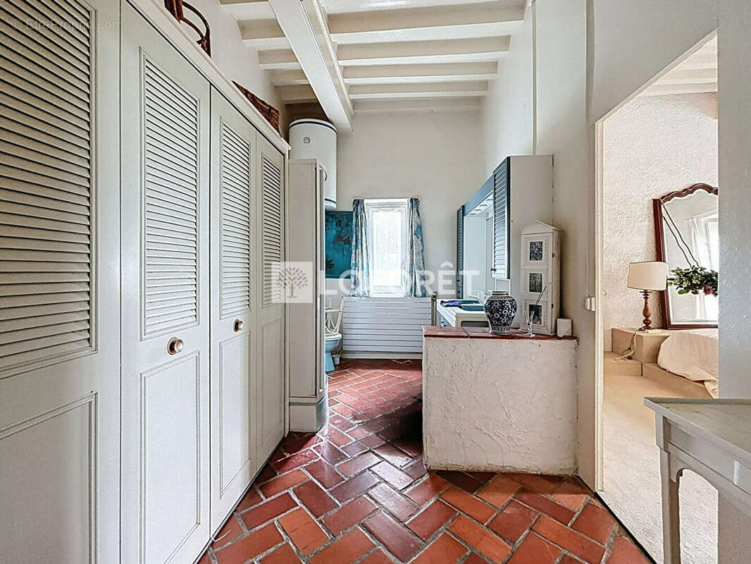 Maison à RIGNIEUX-LE-FRANC