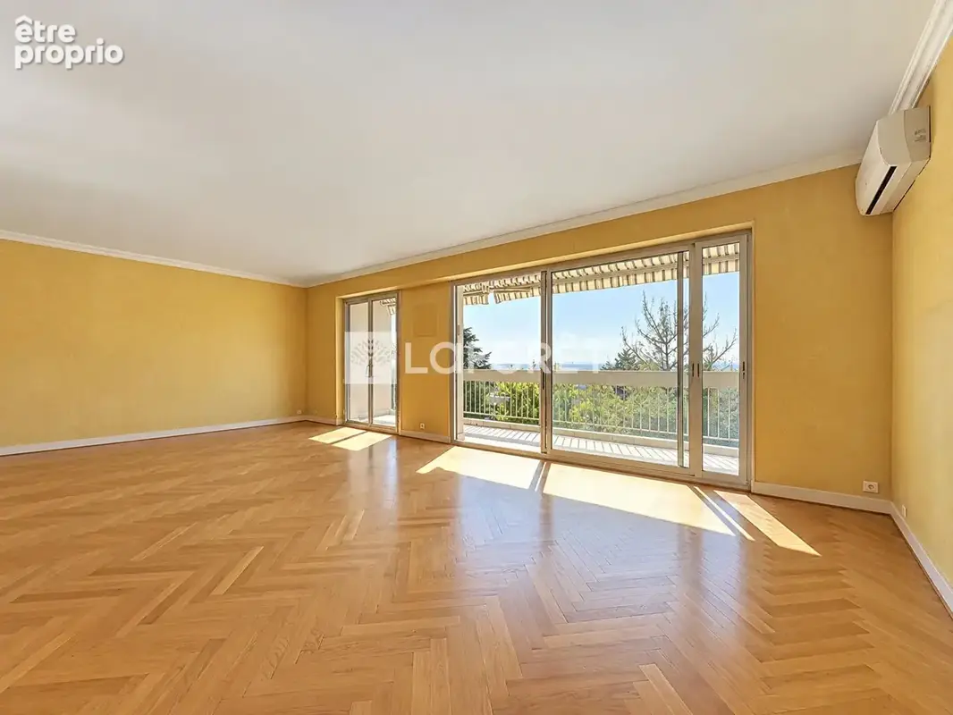 Chemin du Bois - APPARTEMENT COUP DE COEUR -Rillieux La Pape - 5 pièces 95 m² - photo 6