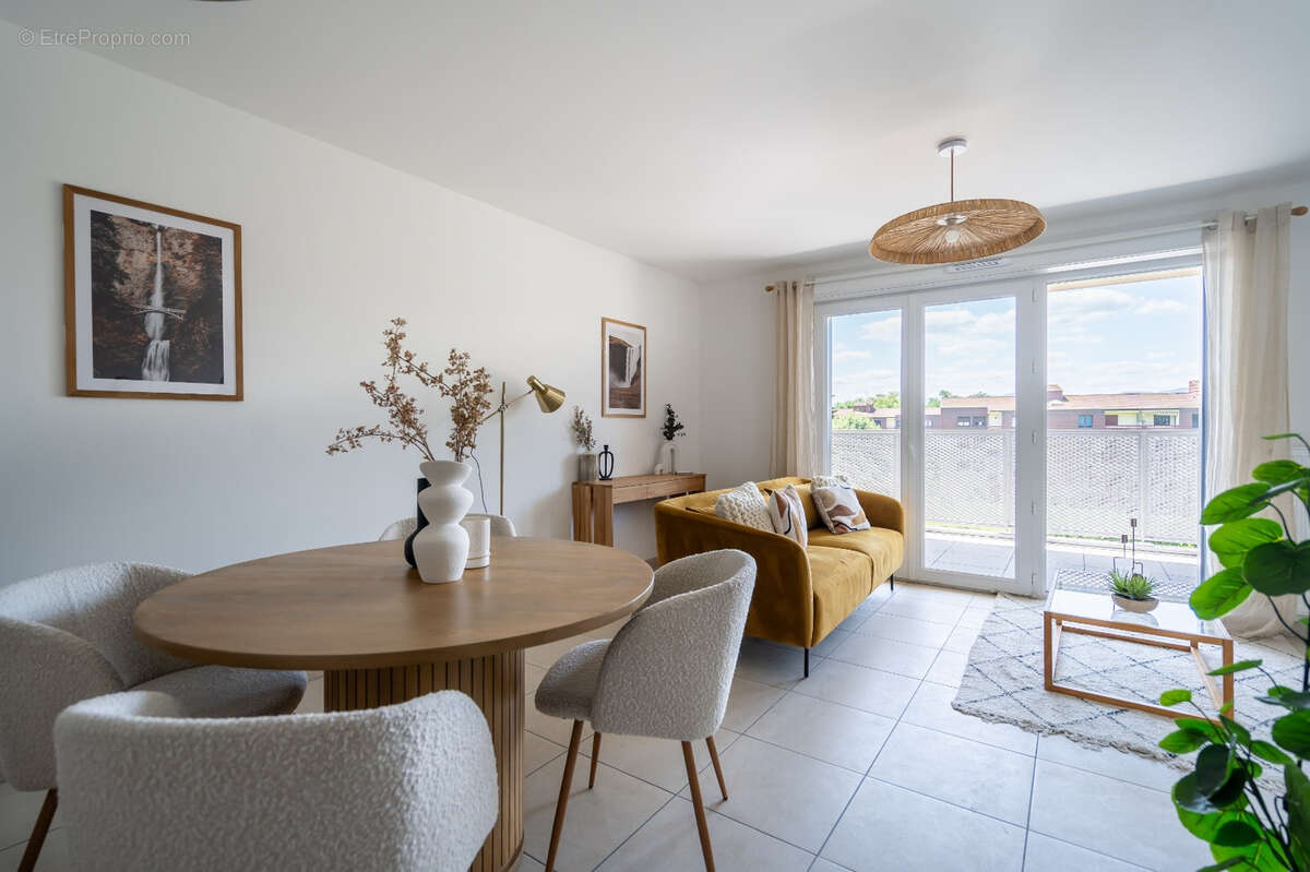 Appartement à BRON