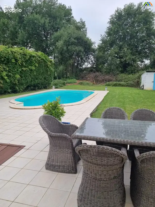 Maison 9 pièces 175 m² à vendre à Saint-Palais (64120) - photo 2