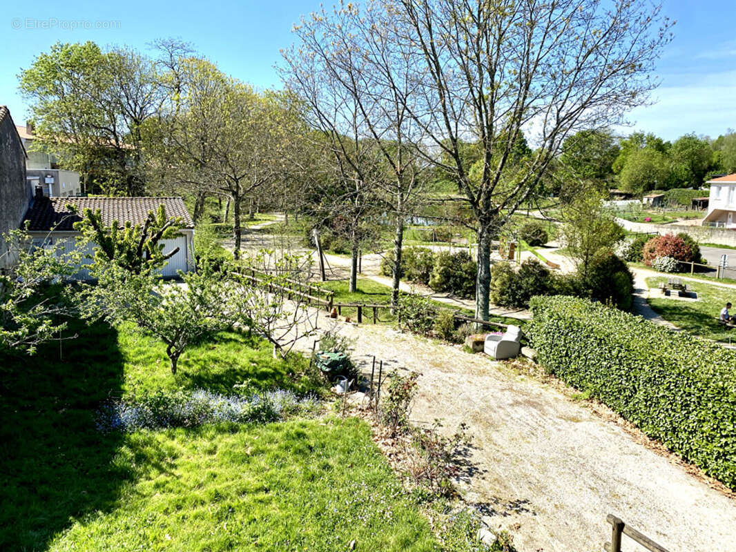 Maison à LES CLOUZEAUX