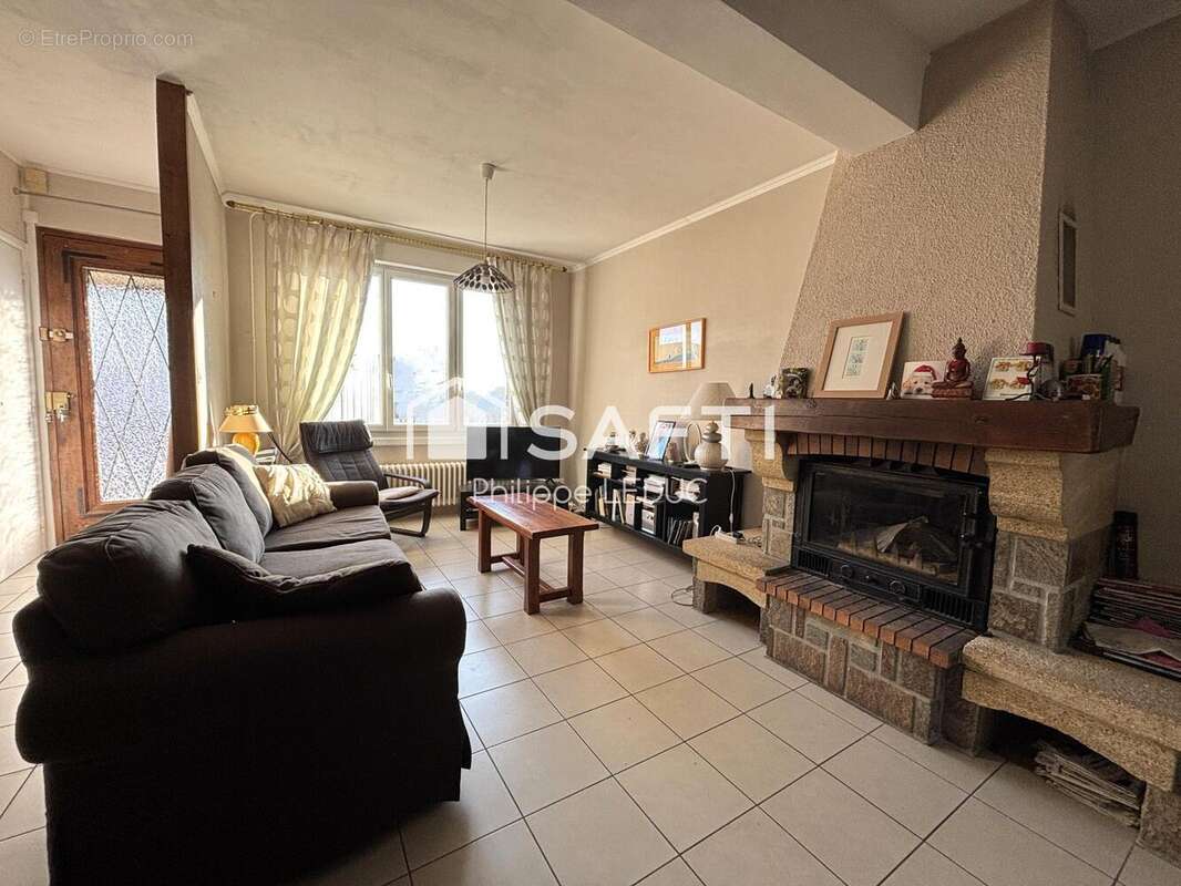 Photo 3 - Maison à NEUVILLE-SAINT-REMY