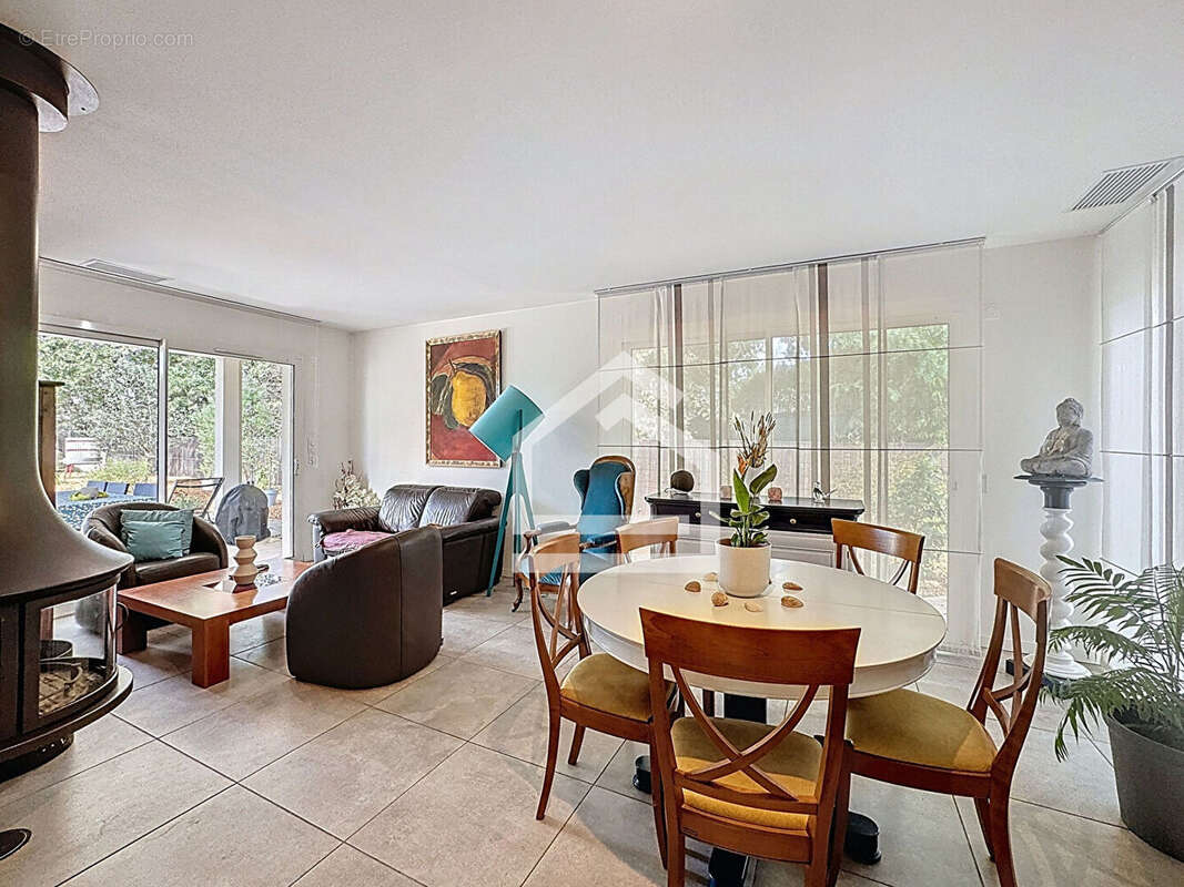 Maison à SAINT-MEDARD-EN-JALLES