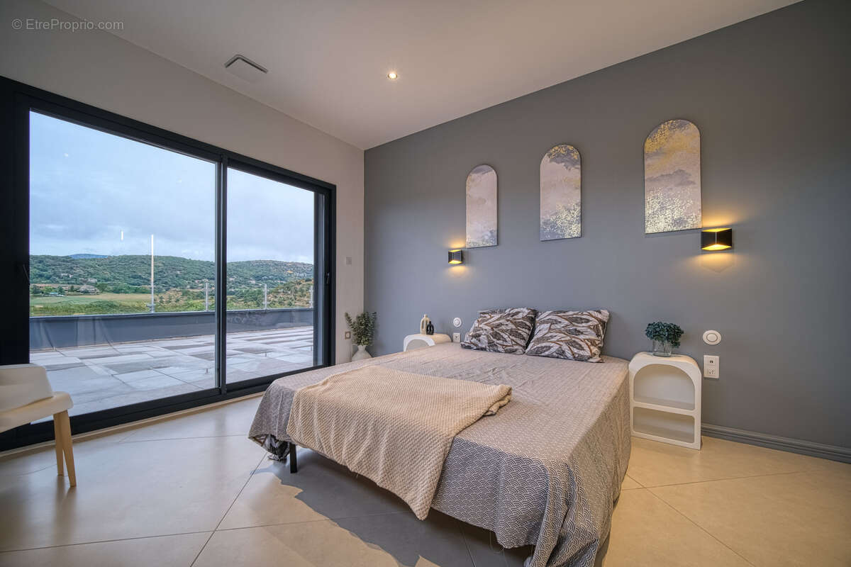 Maison à SAINT-SYMPHORIEN-SOUS-CHOMERAC