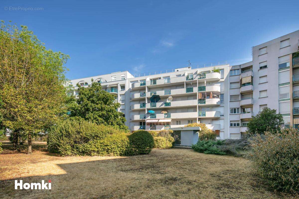 Appartement T4 avec grand balcon, garage, cave et vue plein sud sur les montagnes – Secteur Allié / Alpin - photo 12