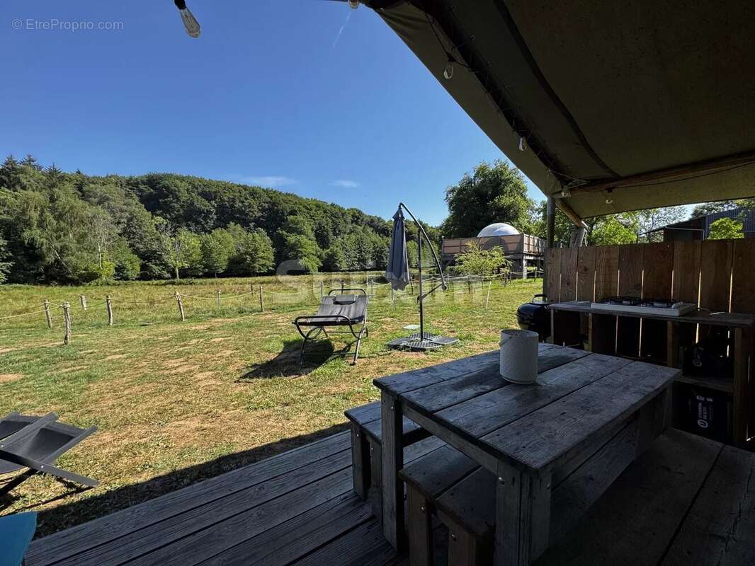 Maison à QUARRE-LES-TOMBES