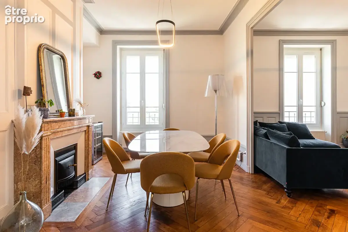 Sublime T4 ancien 107 m2 - 69006 LYON - photo 2