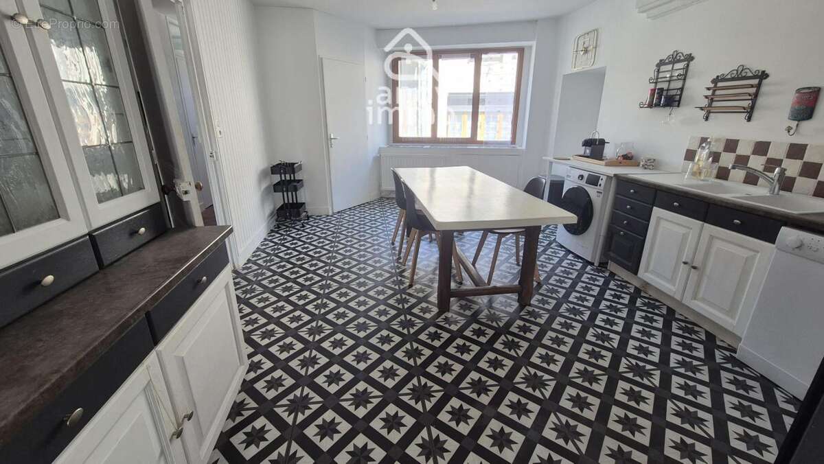 Maison de ville familiale ou projet locatif, centre ville La - photo 6