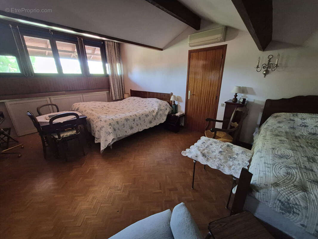 PIBRAC DOMAINE DU BERNET Grande Maison familiale sur 2250 m² de terrain - photo 7