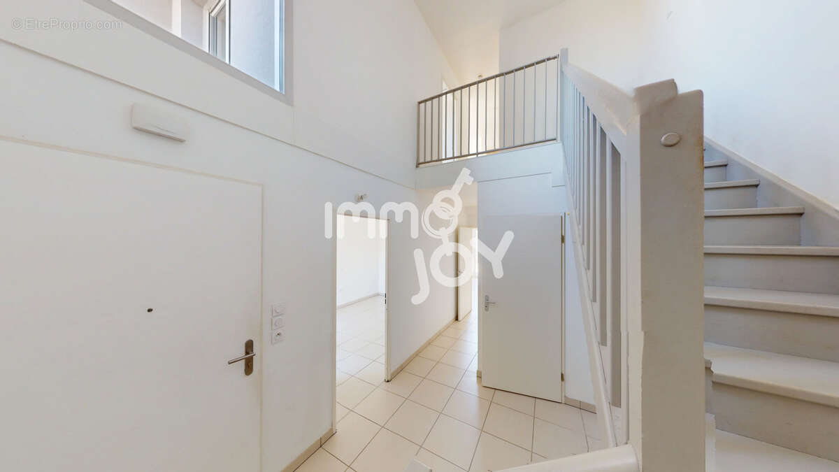 Appartement à Vendre BEAUZELLE - photo 13