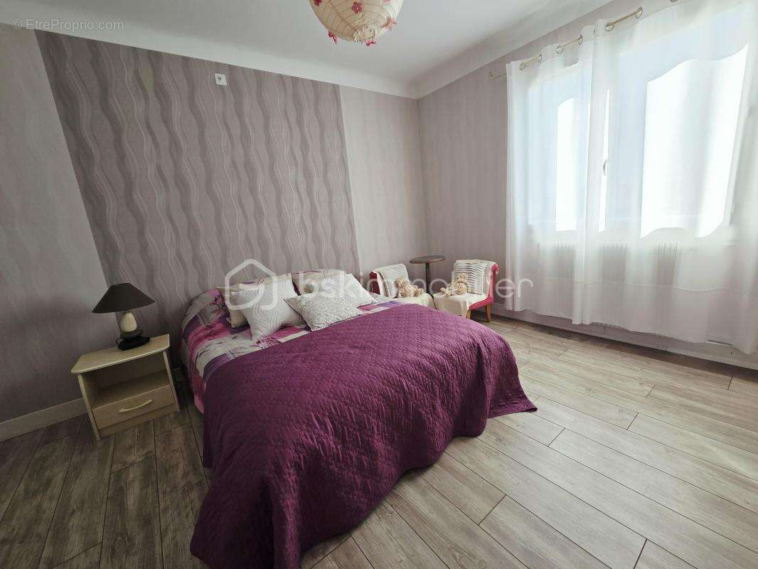 Maison landaise + dépendances - photo 11