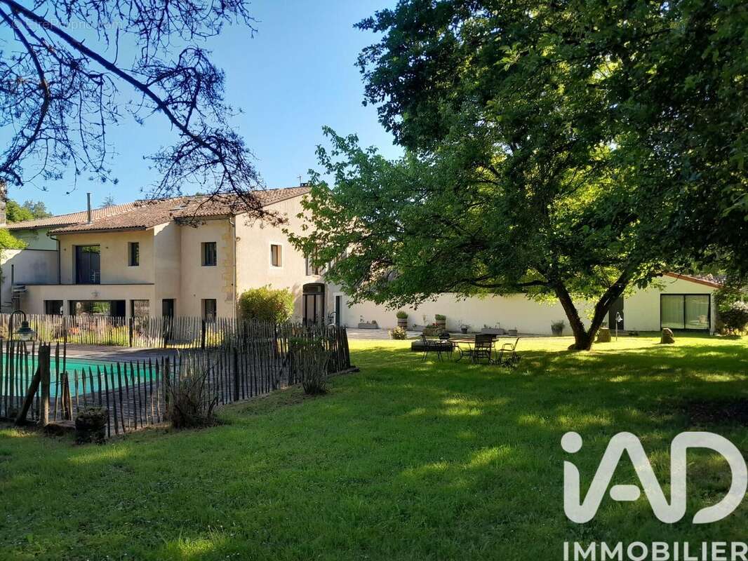 Photo 2 - Maison à AYGUEMORTE-LES-GRAVES