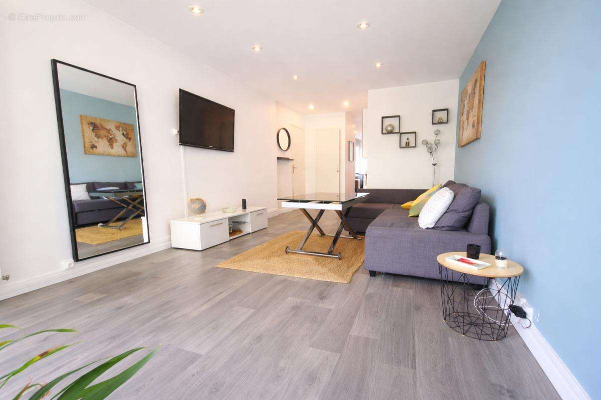 Appartement à SAINTRY-SUR-SEINE