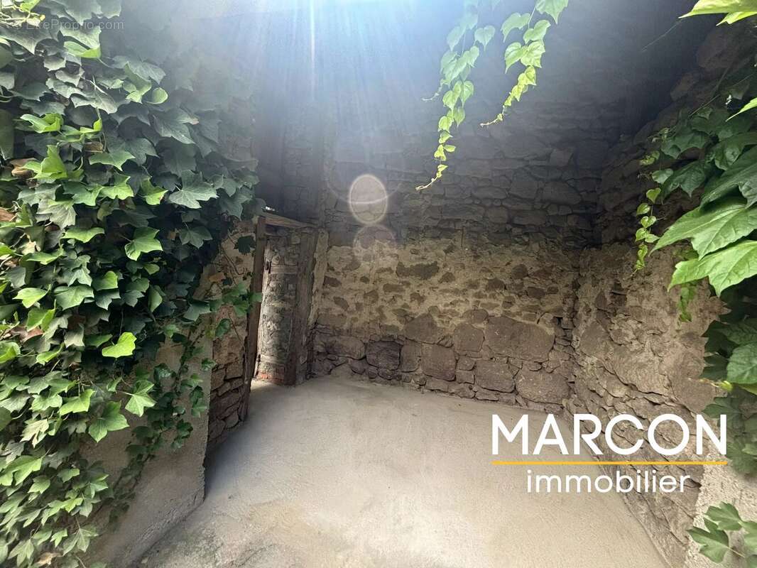 Maison à BENEVENT-L'ABBAYE