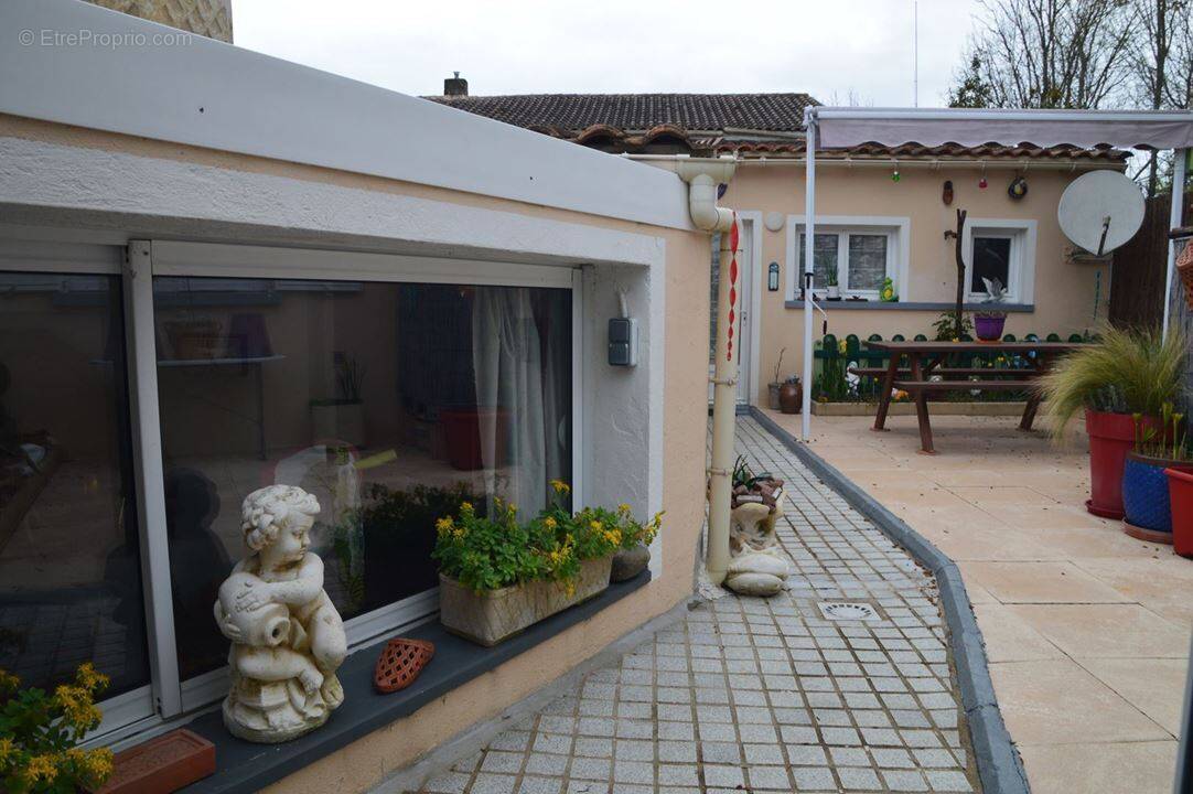 Maison à PONS