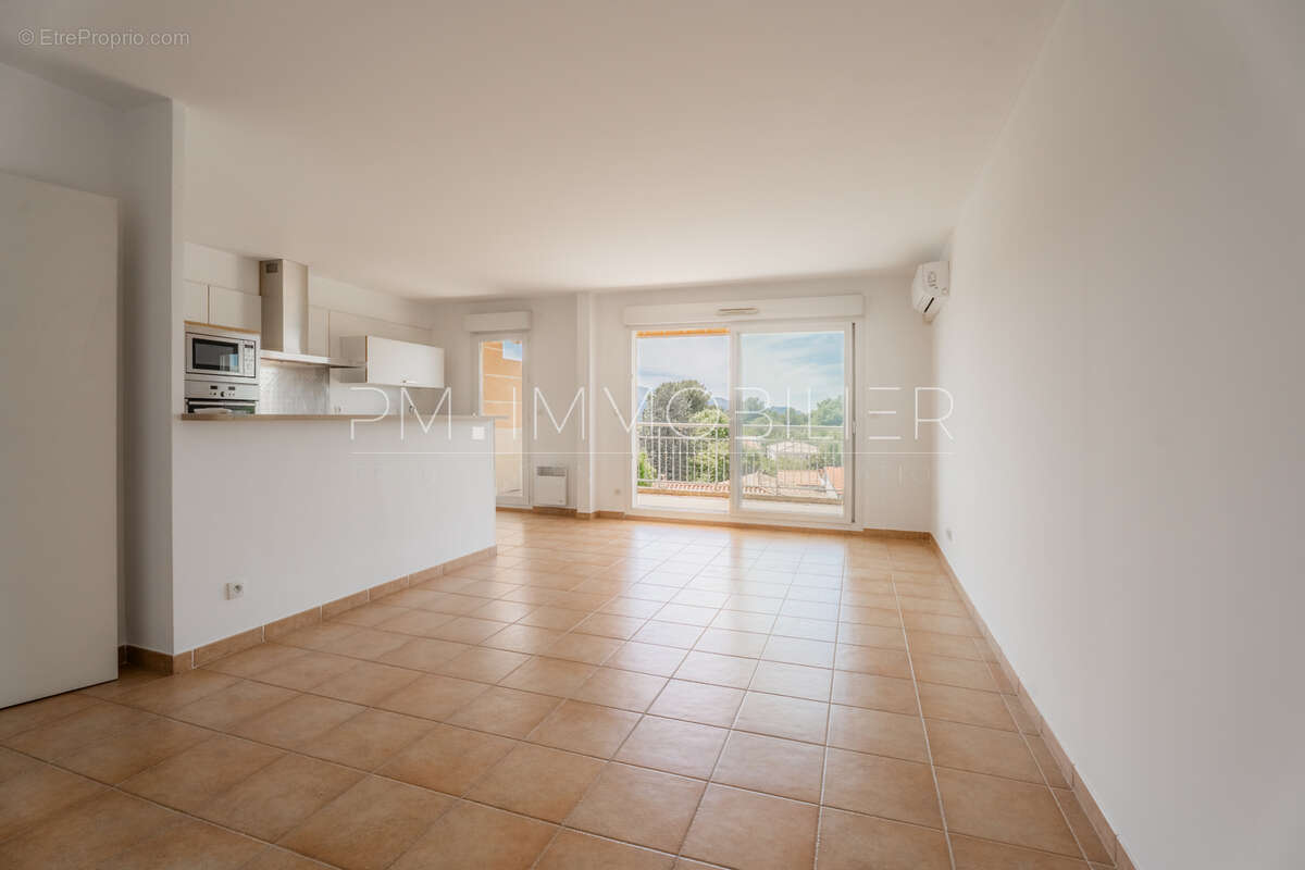 Appartement à AUBAGNE