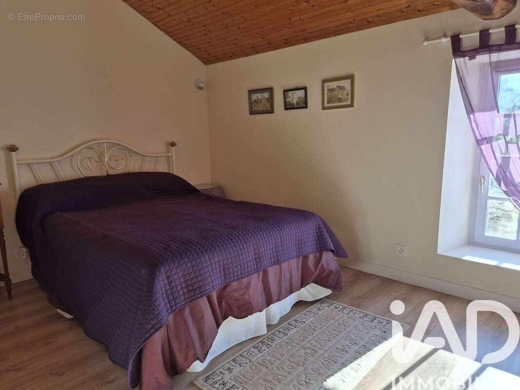 Photo 9 - Maison à LE BUSSEAU