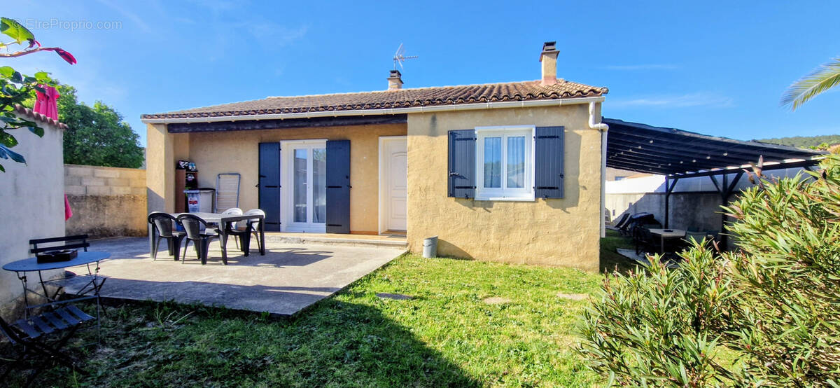Maison à BOLLENE