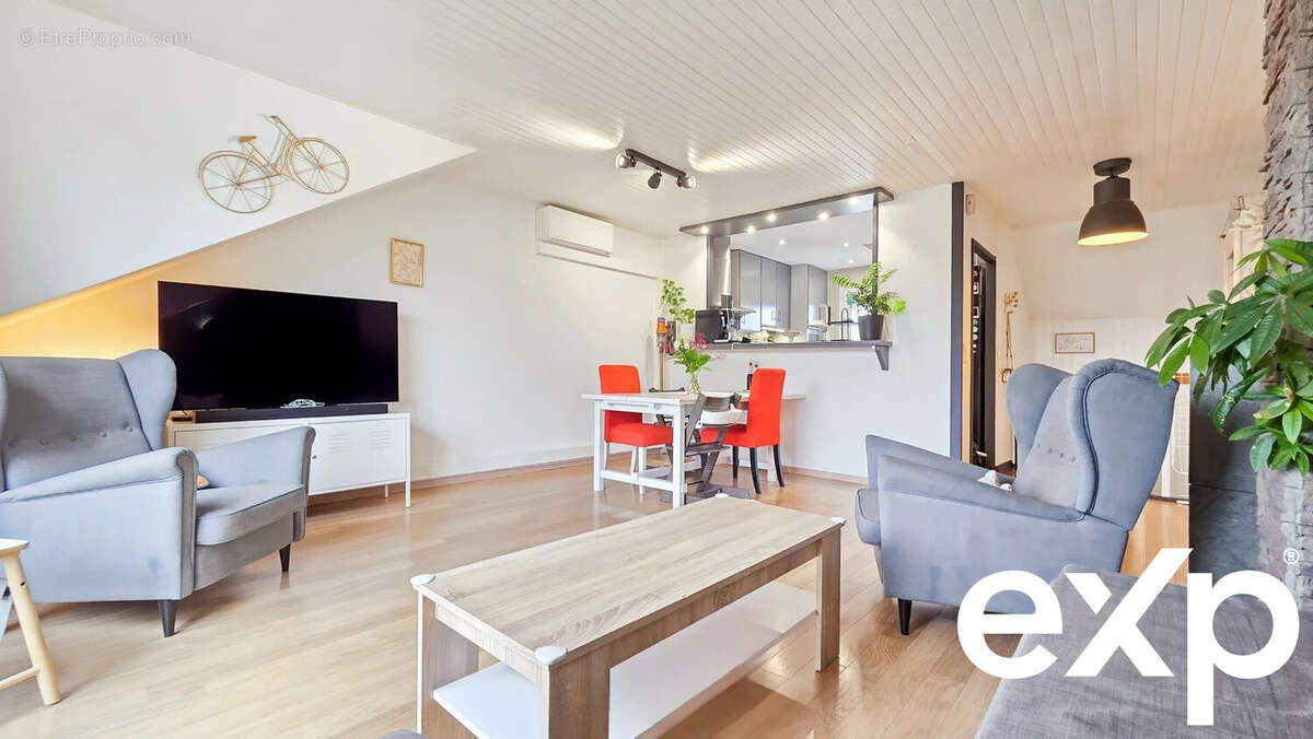 Appartement à VETRAZ-MONTHOUX