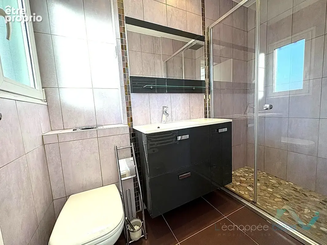 Vente appartement T4, place de parking et casier d'armement aux Marines de Cogolin - photo 7