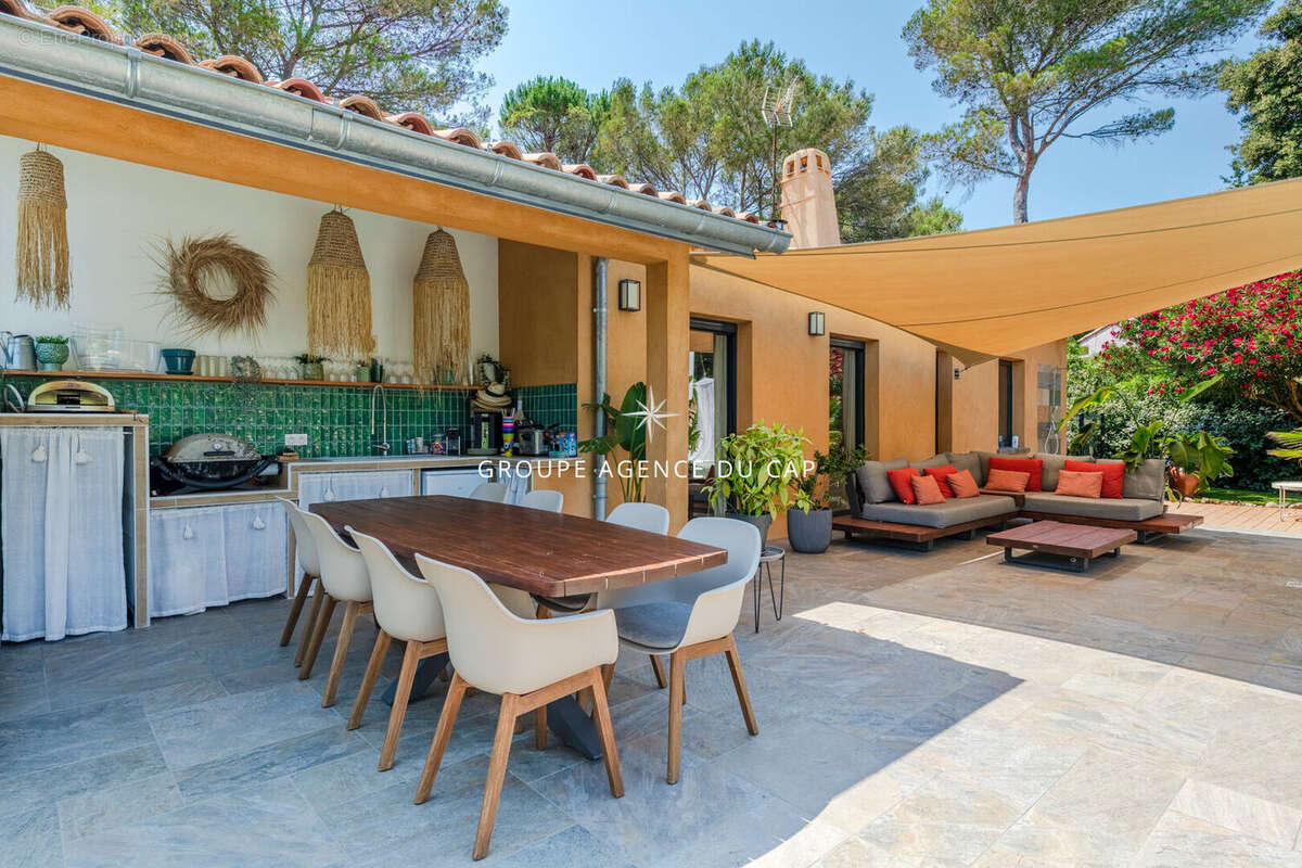 Maison à SAINT-RAPHAEL