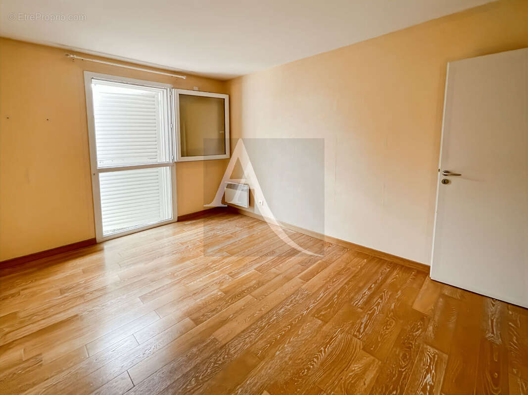 Appartement avec terrasse et ascenseur - Villeneuve-sur-Lot - 3 pièces - 80 m2 - photo 11