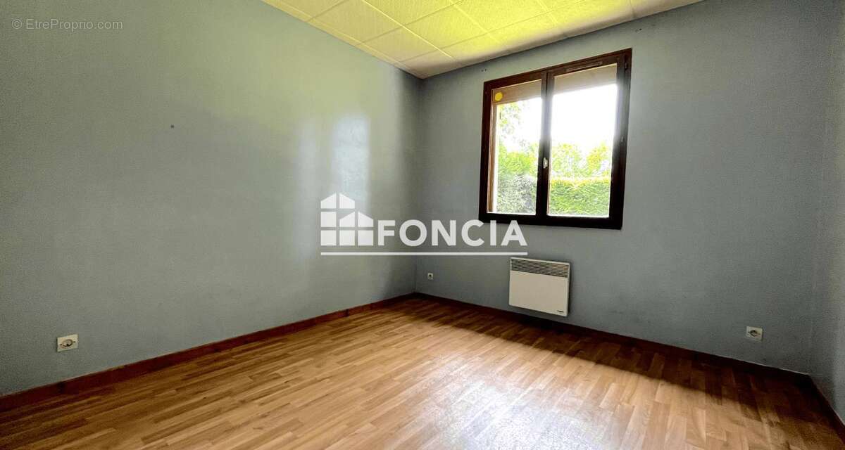 Maison à SAINT-OUEN-MARCHEFROY