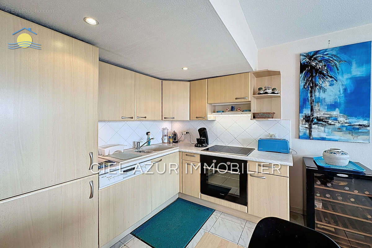Appartement 38 m² à Antibes  - photo 2