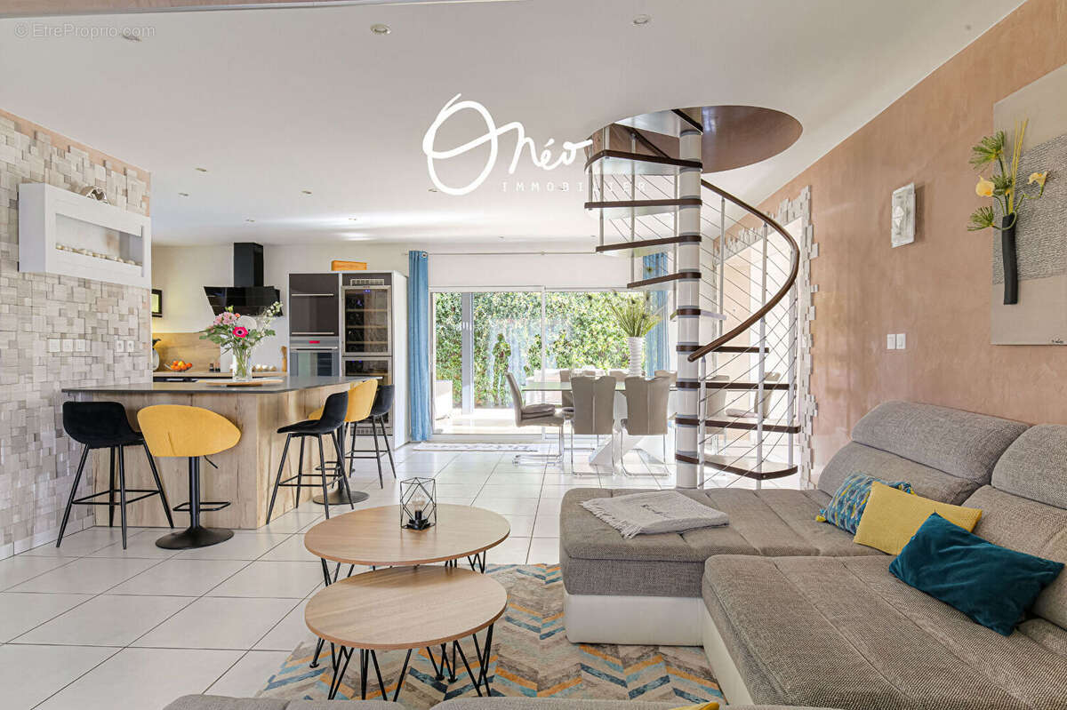 Maison à MIONS