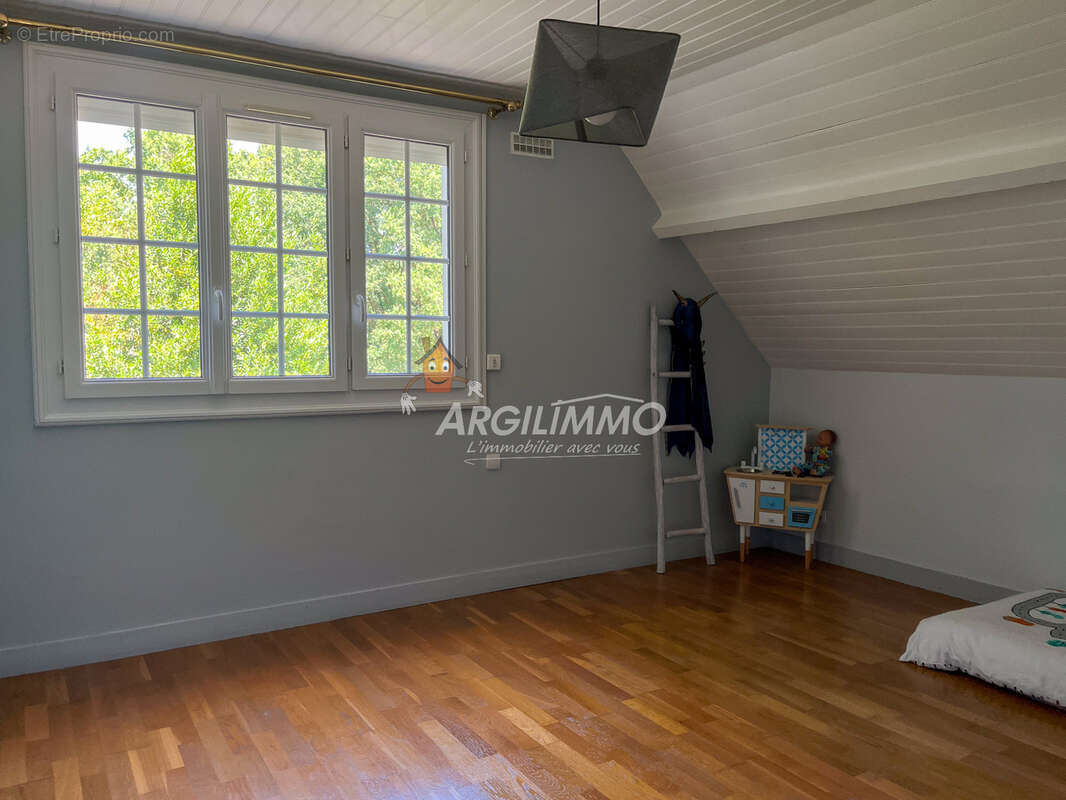Propriété avec deux habitations et piscine - photo 13