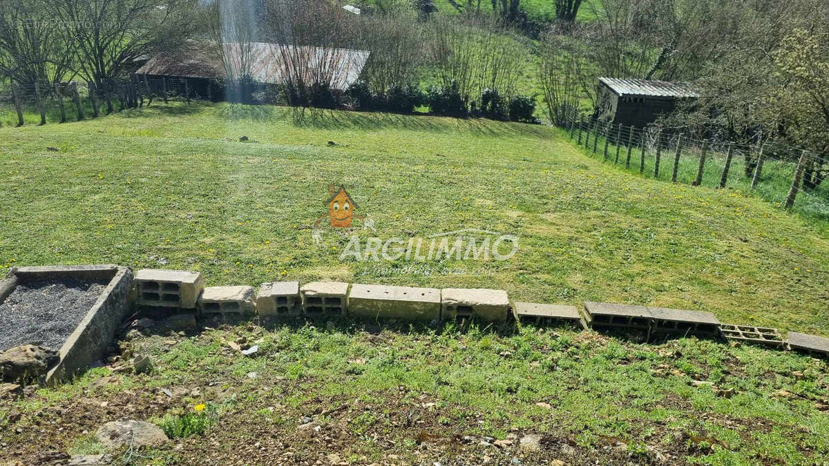 Maison à SAINT-CALAIS