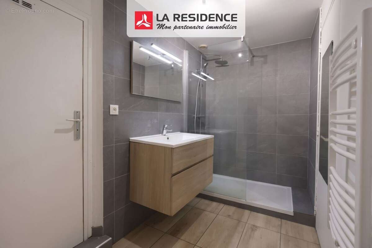 Appartement 67 m² à Etoile-Sur-Rhone  - photo 9