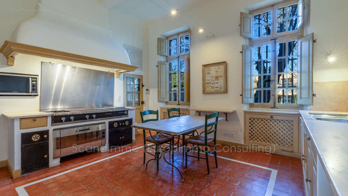 Maison à AIX-EN-PROVENCE