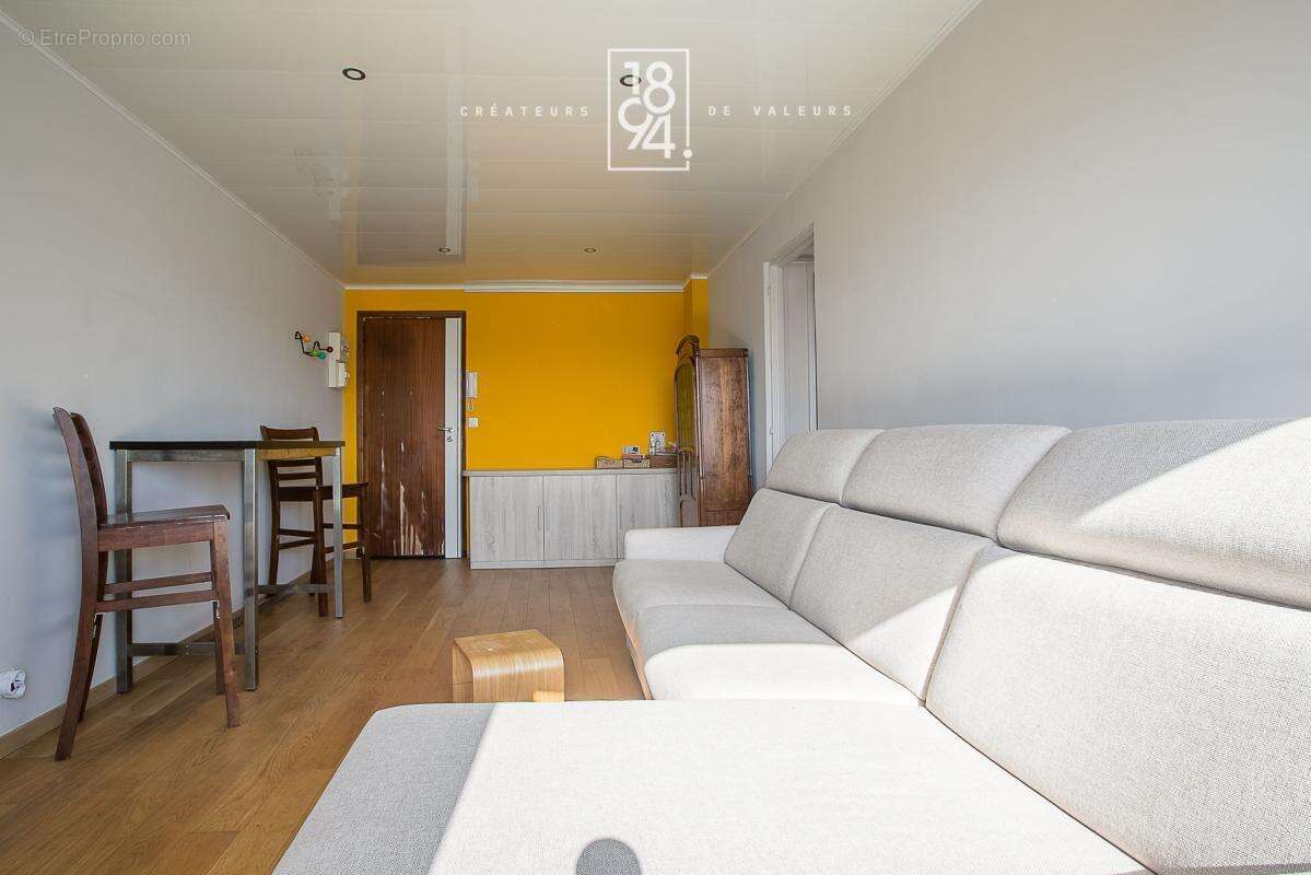 Appartement à MARSEILLE-12E