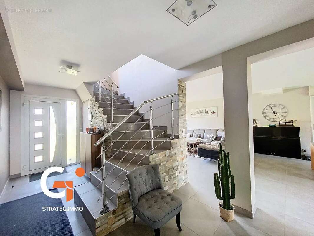 Maison à ISNEAUVILLE